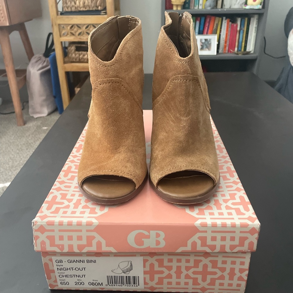 Gianni Bini Fringe Heel Sz 8